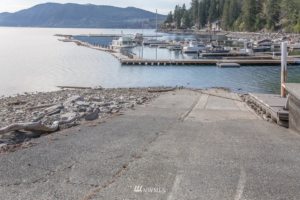 11150 South Lakeshore Road, Unit 5 Chelan, WA 98816 - Photo 22 of 25 Gallery Image 22