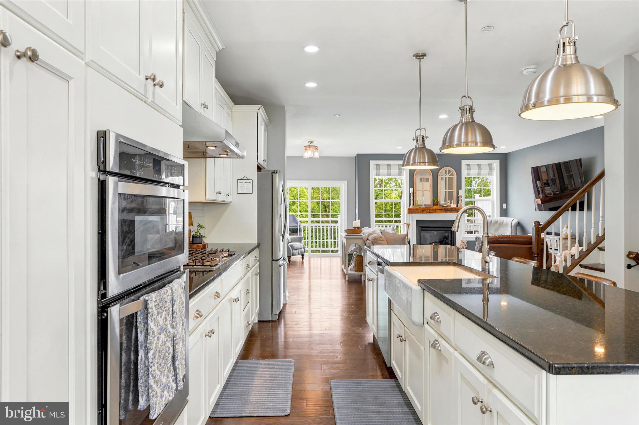 203 Corvus Circle Springfield, PA 19064 - Photo 8 of 41 Modern kitchen
