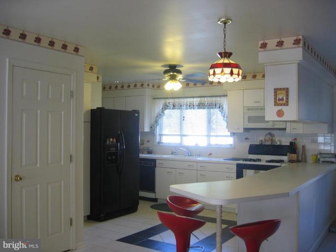 909 Carsins Run Road Aberdeen, MD 21001 - Photo 7 of 14 Kitchen