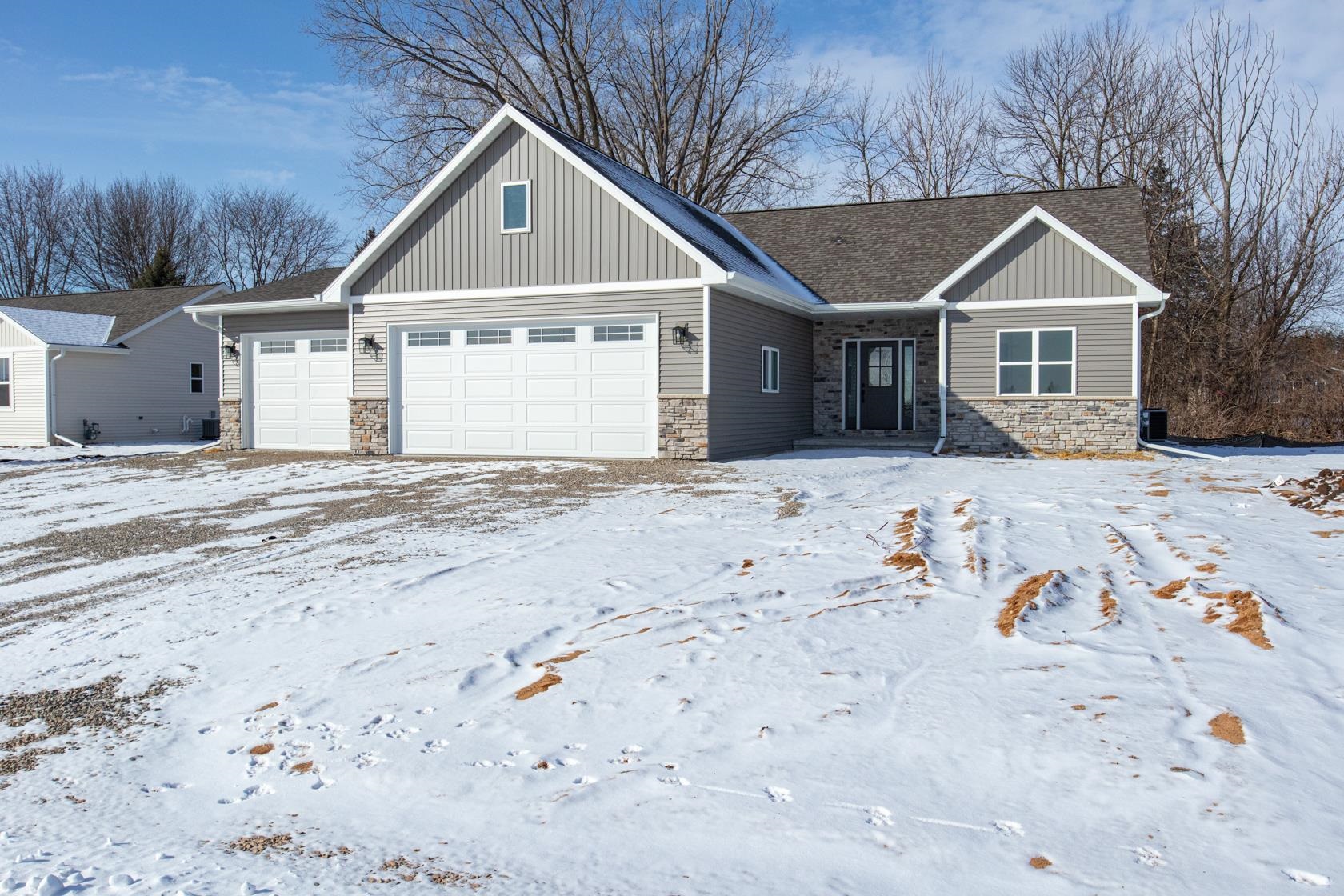 N3933 Wettering Way Kaukauna, WI 54130 - Photo 1 of 28