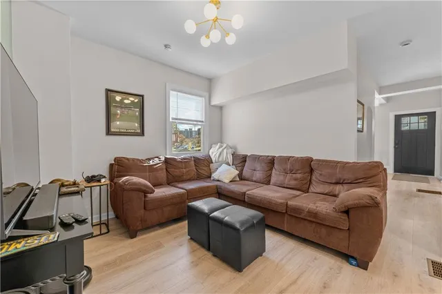 $350,000 | 647 Park Avenue, Pittsburgh, PA 15202