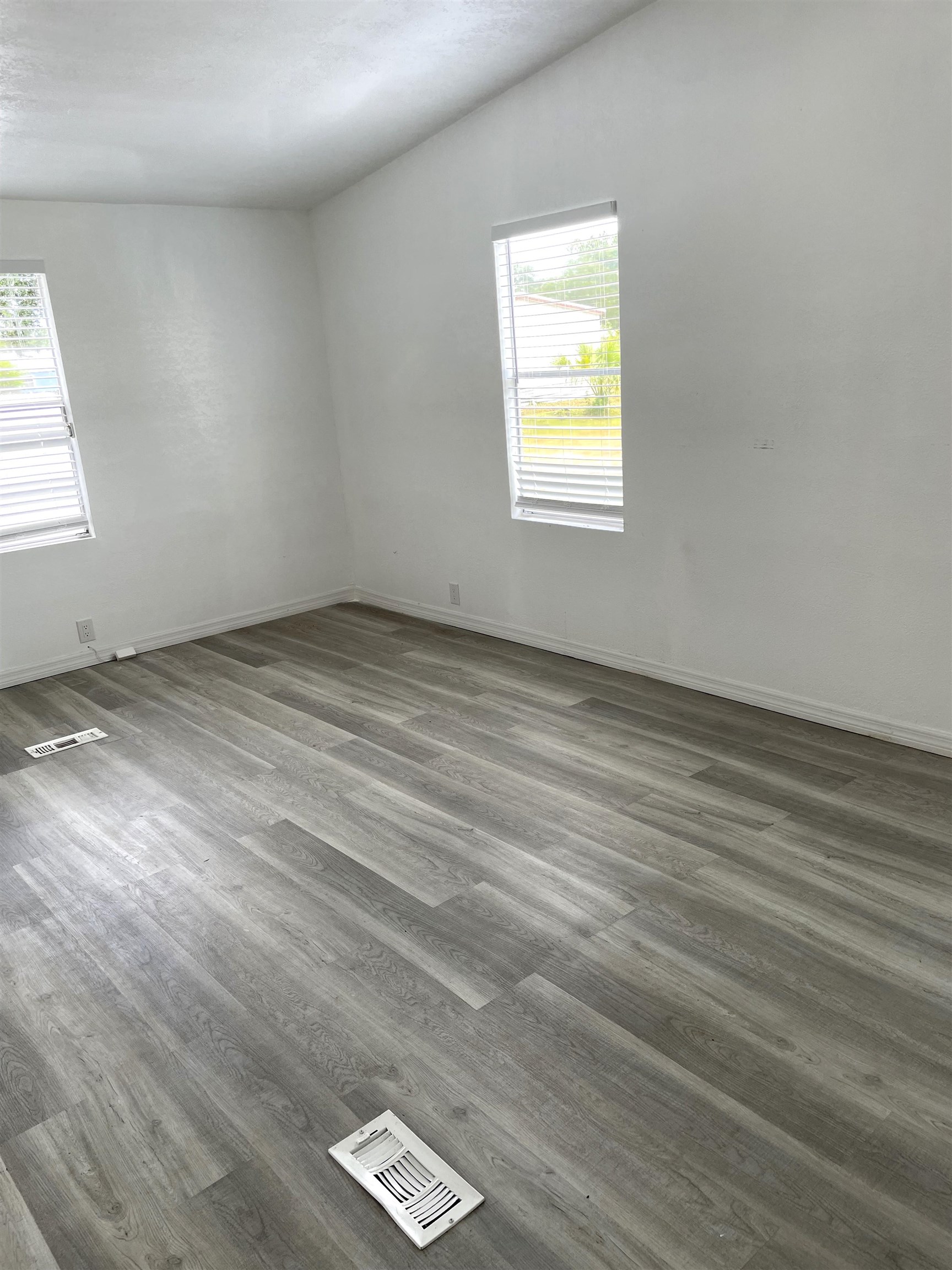 3125 Audra Road St. Augustine, FL 32084 - Photo 6 of 15 an empty room with windows