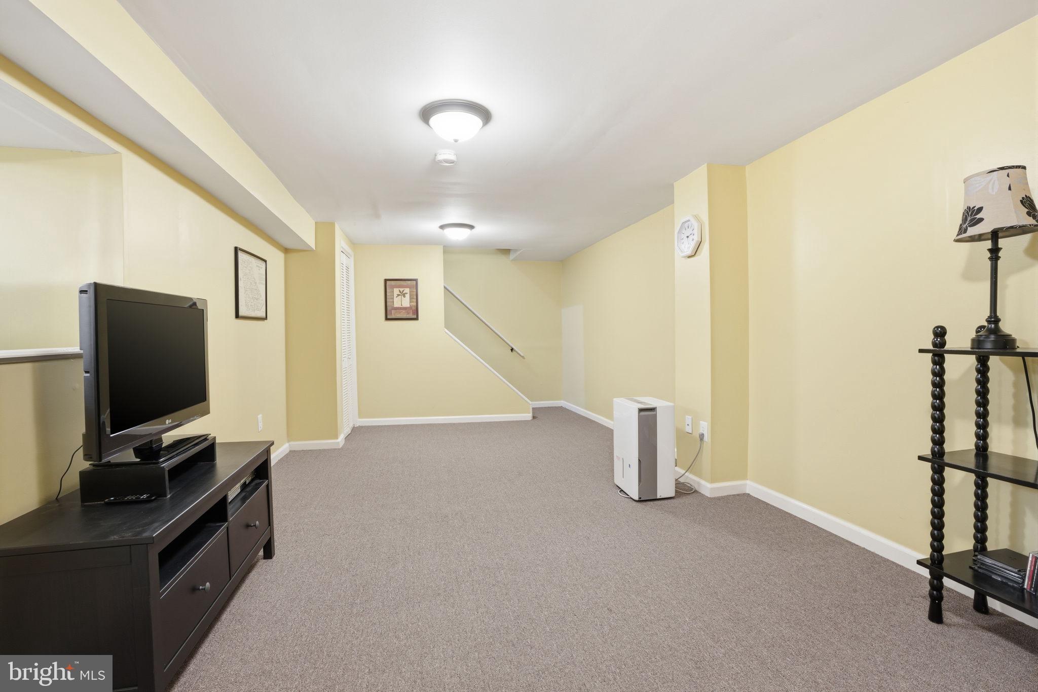 283 Greenview Road Yardley, PA 19067 - Photo 19 of 39 Basement