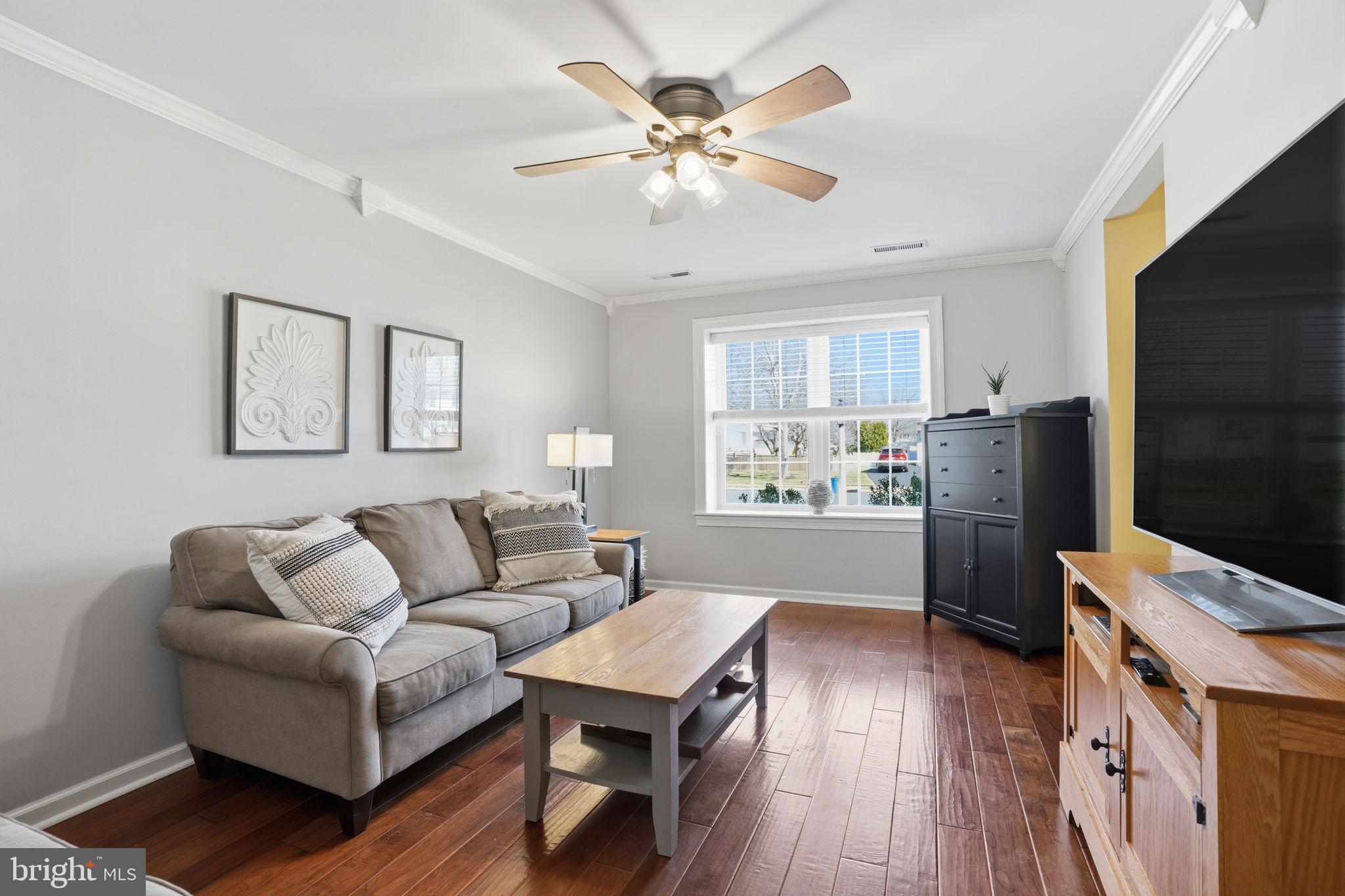 283 Greenview Road Yardley, PA 19067 - Photo 6 of 39 TV Room