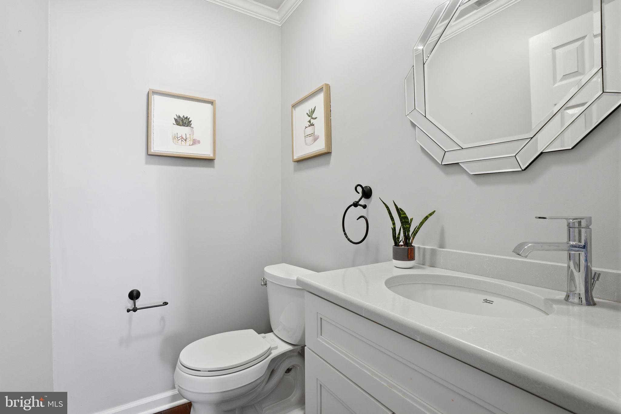 283 Greenview Road Yardley, PA 19067 - Photo 7 of 39 Half Bath