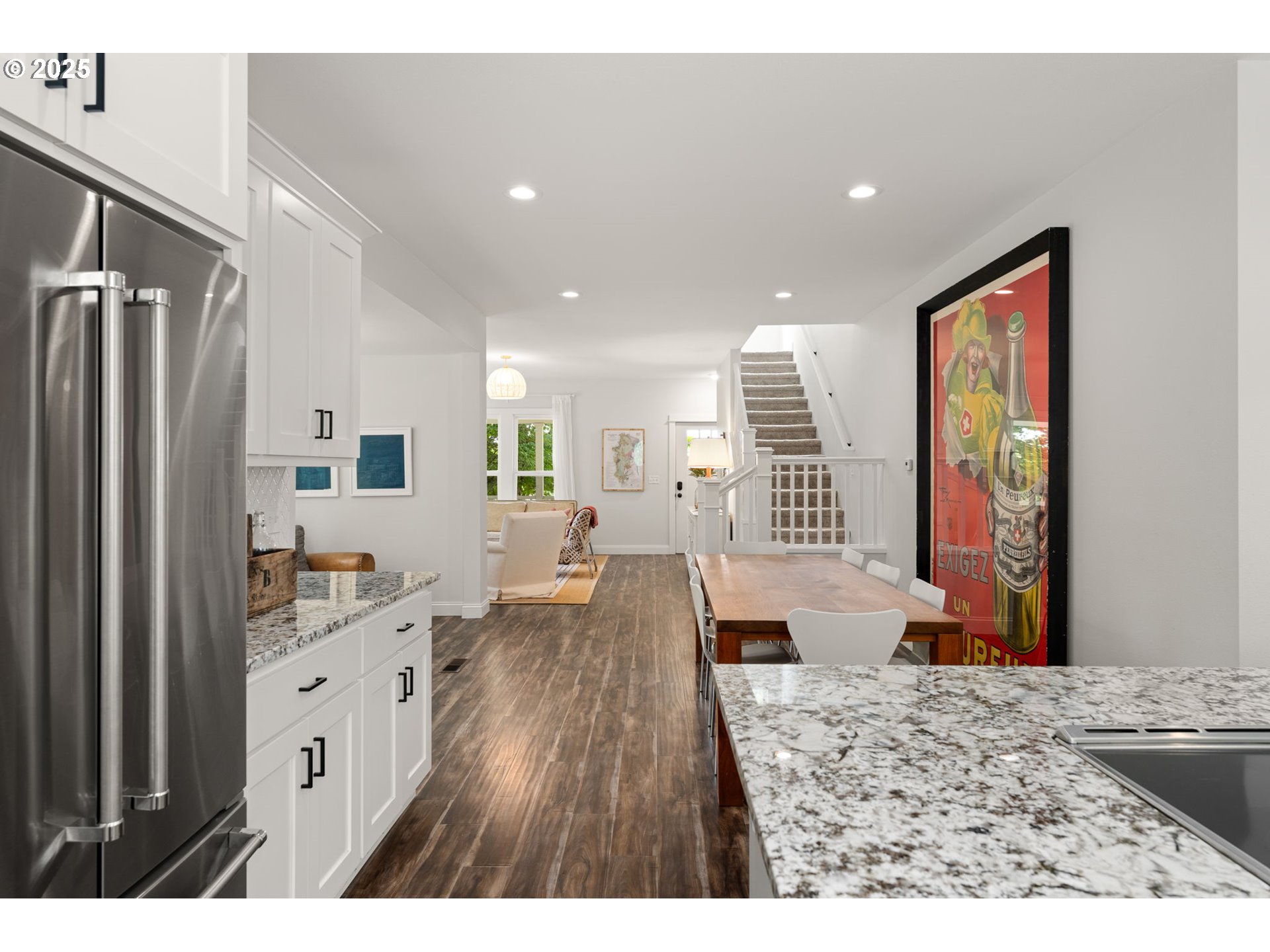 580 Southwest 9th Street Dundee, OR 97115 - Photo 17 of 40 Kitchen/Dining Room