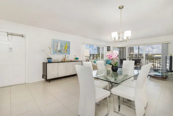 $2,850 | 907 Marina Drive, Unit 310, North Palm Beach, FL 33408