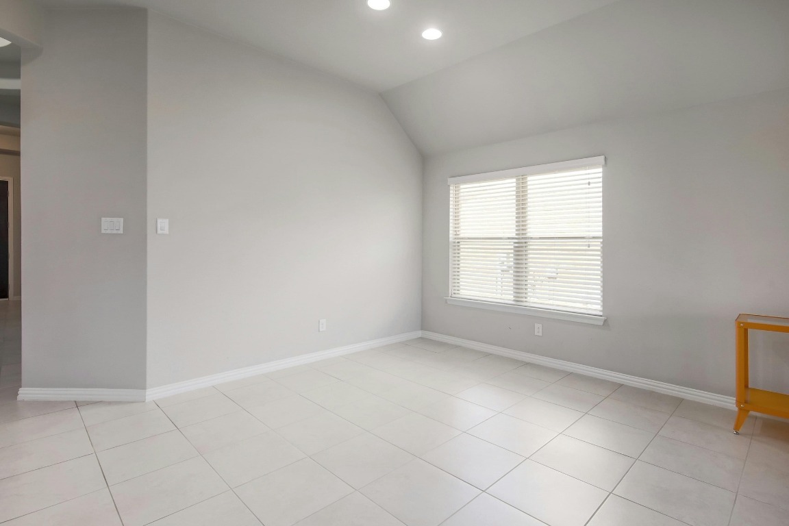 3916 Joshs Cove Pflugerville, TX 78660 - Photo 11 of 29