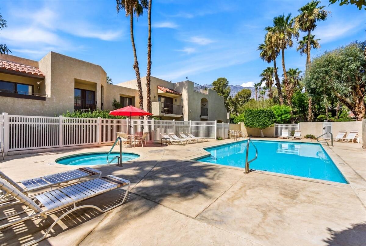 200 East Racquet Club Road, Unit 18 Palm Springs, CA 92262 - Photo 31 of 33 33-200 E Racquet Club Rd #18-32