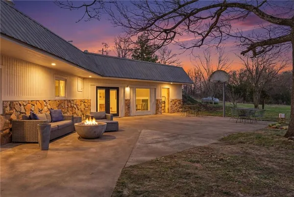 $515,000 | 28005 West 295th Street, Paola, KS 66071