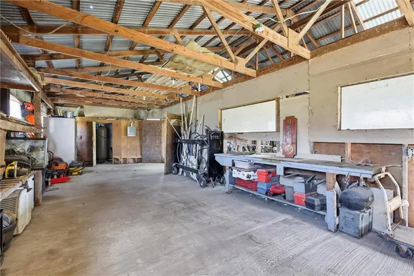 $515,000 | 28005 West 295th Street, Paola, KS 66071