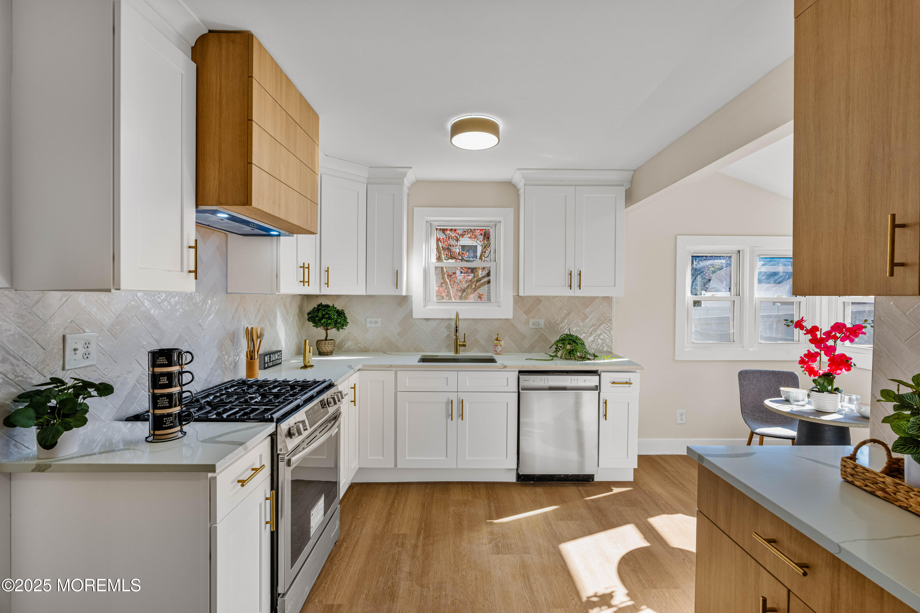 839 Brookside Avenue Keyport, NJ 07735 - Photo 12 of 41 839 Brookside Ave Keyport - Interiors-24