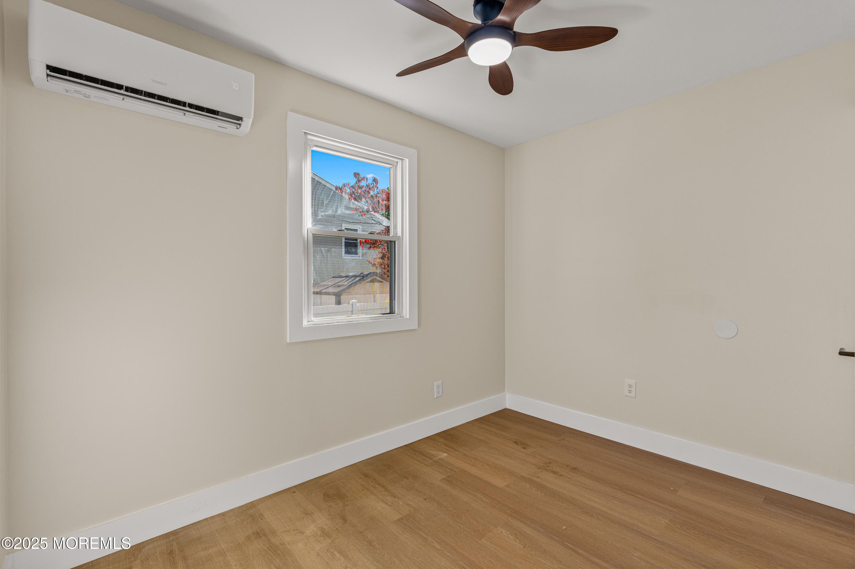 839 Brookside Avenue Keyport, NJ 07735 - Photo 31 of 41 839 Brookside Ave Keyport - Interiors-1