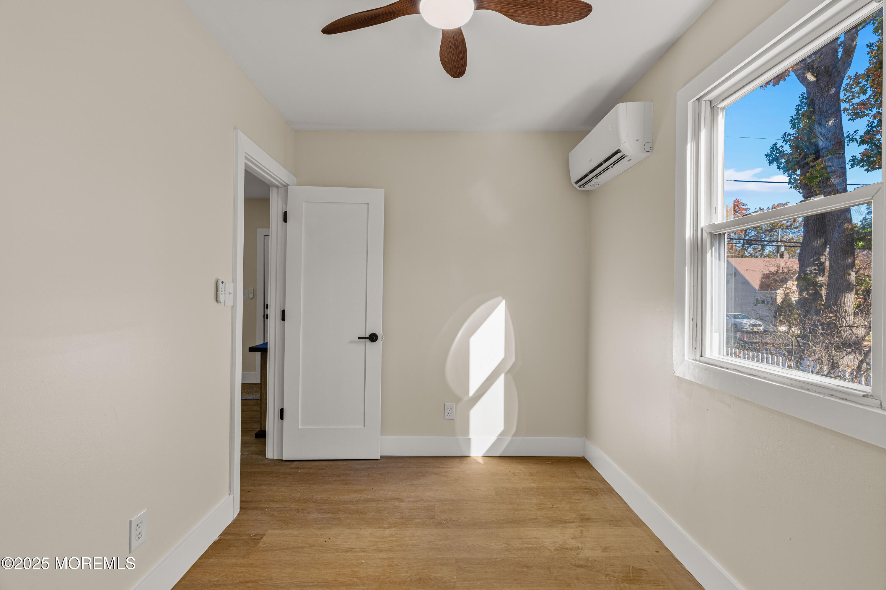 839 Brookside Avenue Keyport, NJ 07735 - Photo 32 of 41 839 Brookside Ave Keyport - Interiors-2