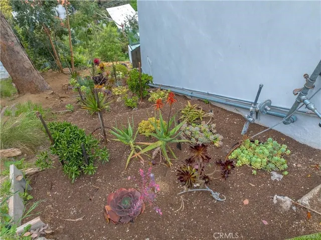 $33,000 | 8566 Hollywood Boulevard, West Hollywood, CA 90069