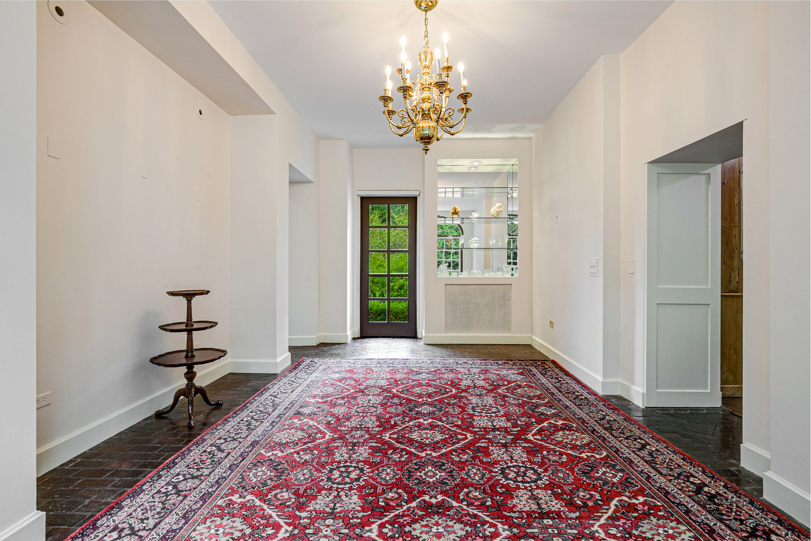 51 South Mayflower Road Lake Forest, IL 60045 - Photo 11 of 85 a view of a hallway with windows