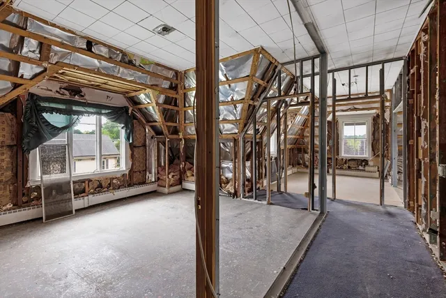 a view of an outdoor space