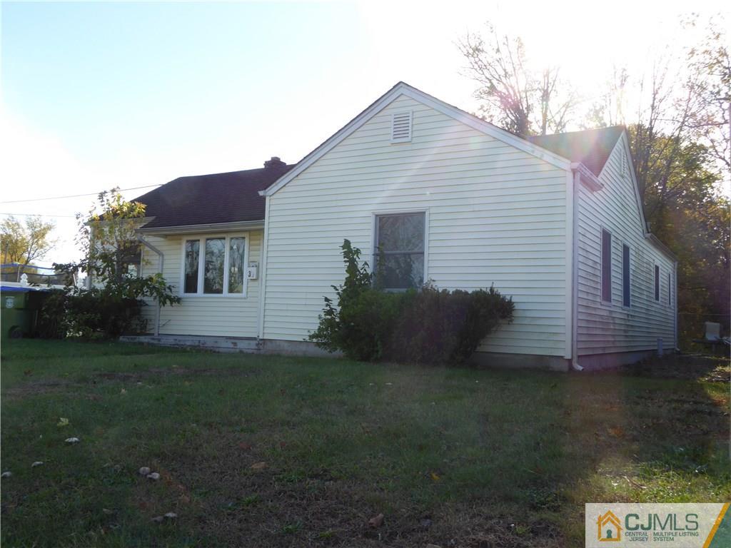 38 Stony Road West Edison, NJ 08817 - Photo 34 of 42 a view of a house with backyard and garden