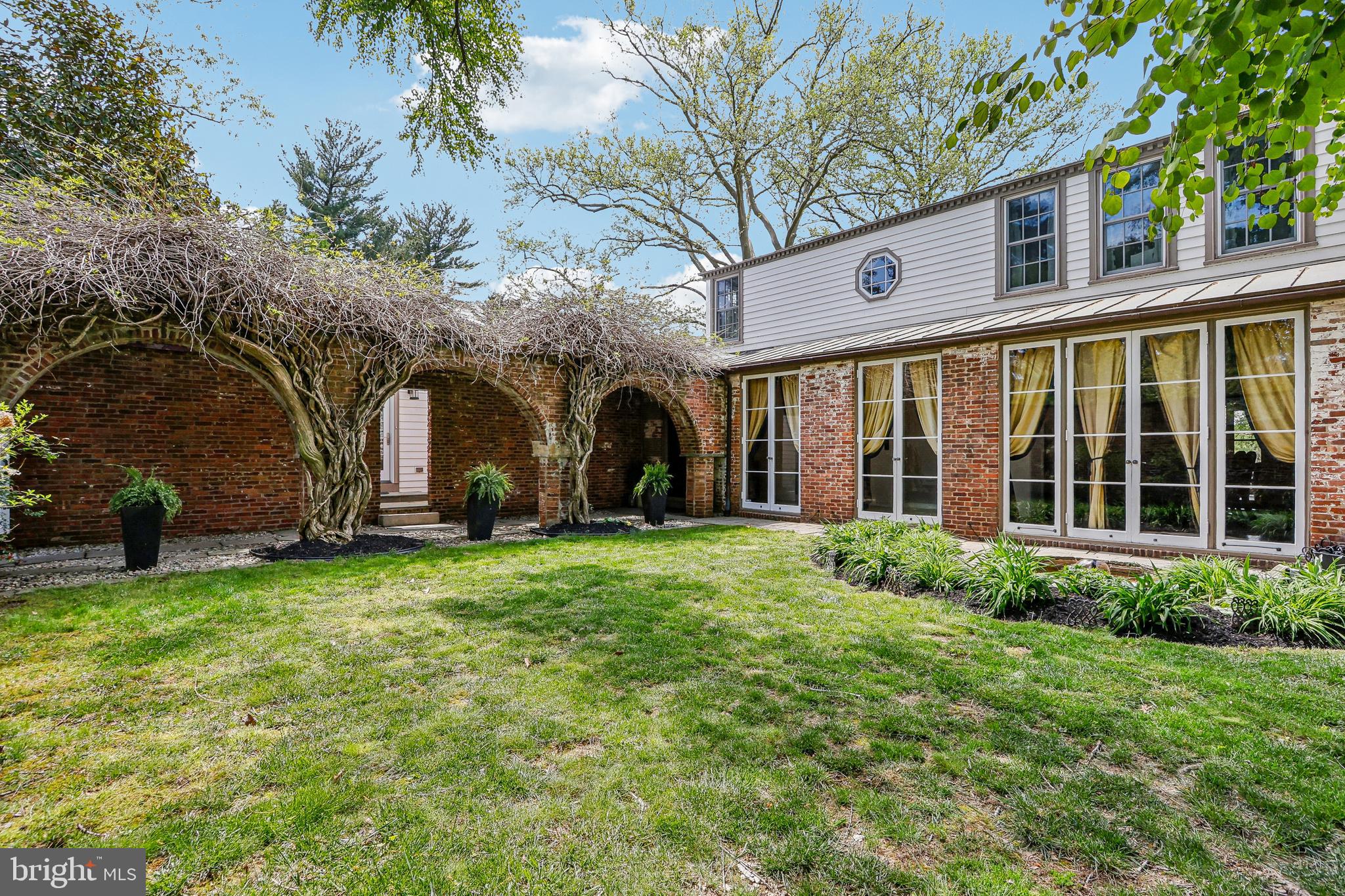 33 Rosedale Road Princeton, NJ 08540 - Photo 11 of 75 Courtard view with french doors