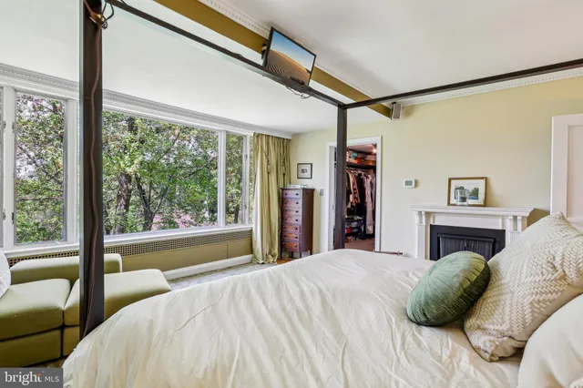 a picture of floor plan