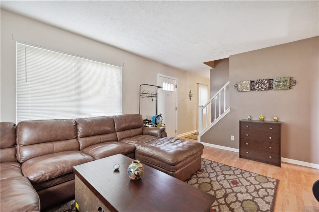 3706 Oakleaf Road Pittsburgh, PA 15227 - Photo 3 of 31 Gallery Image 3