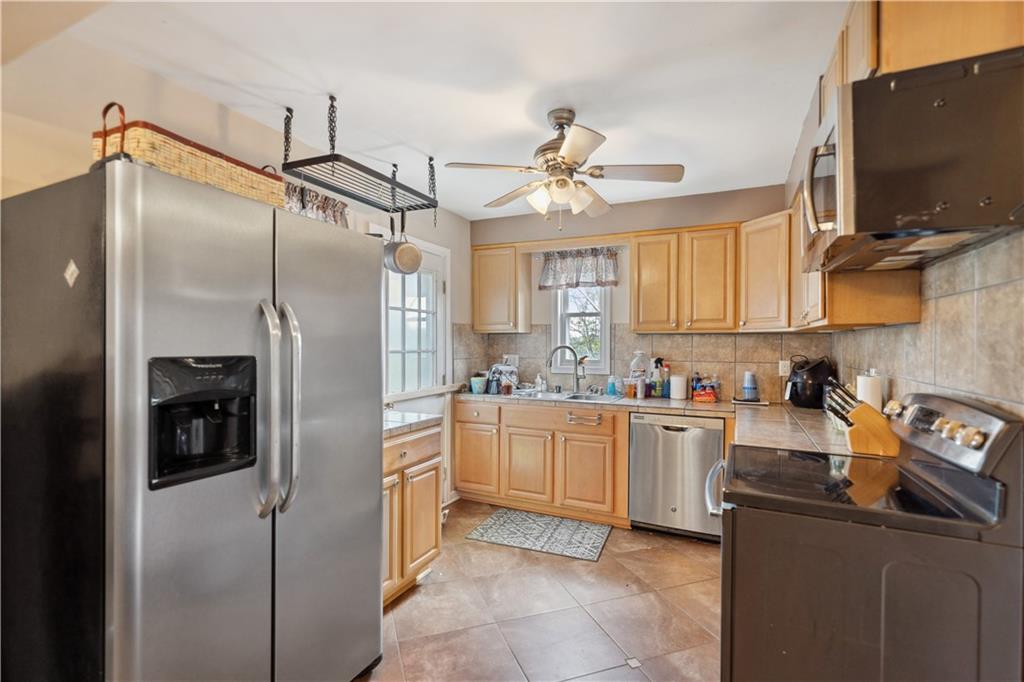 3706 Oakleaf Road Pittsburgh, PA 15227 - Photo 7 of 31 Gallery Image 7