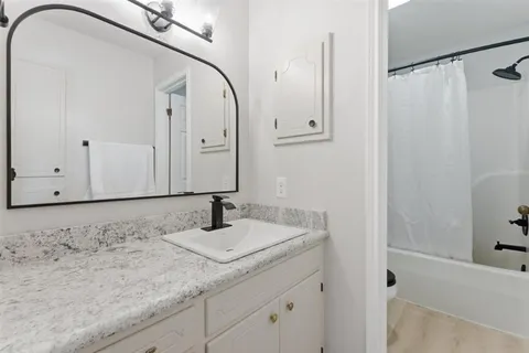 $199,000 | 1011 Aberdeen Drive, Lake Charles, LA 70605