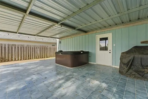 $199,000 | 1011 Aberdeen Drive, Lake Charles, LA 70605