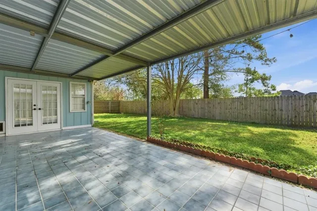 $199,000 | 1011 Aberdeen Drive, Lake Charles, LA 70605