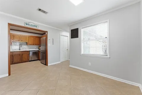 $199,000 | 1011 Aberdeen Drive, Lake Charles, LA 70605