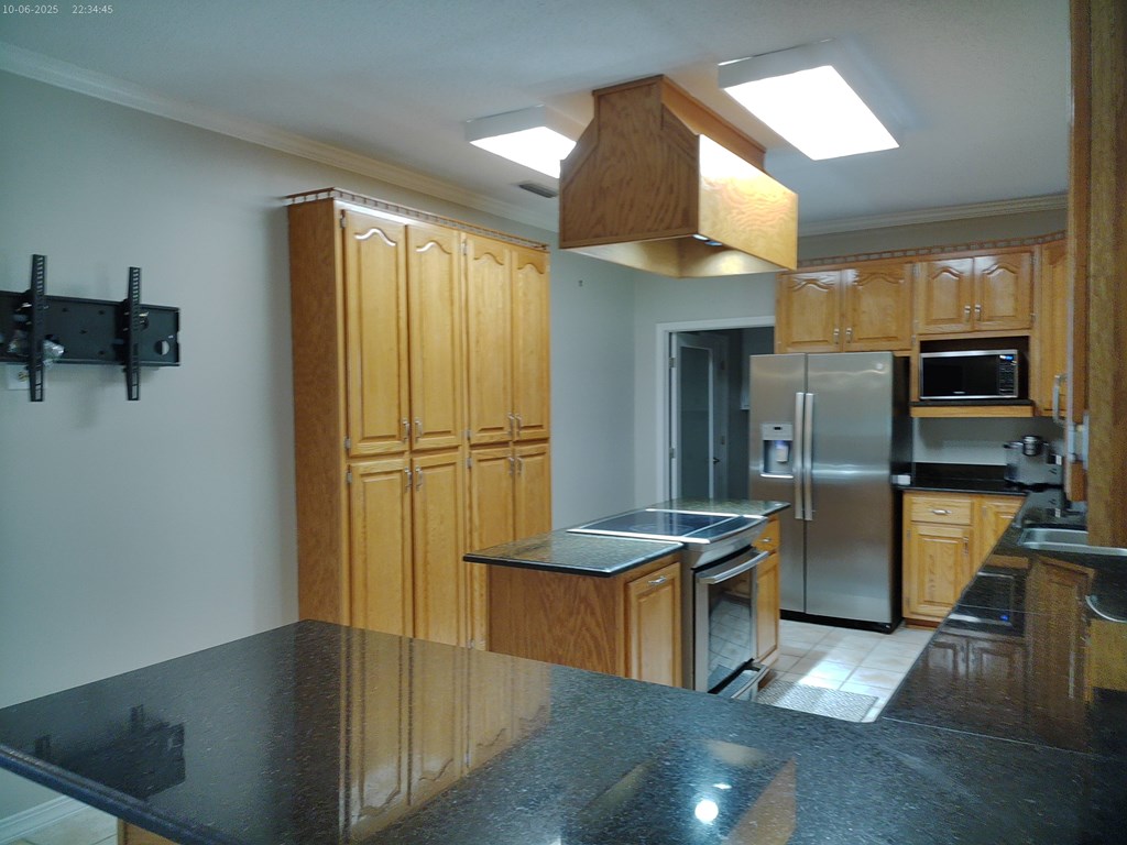 12543 Harrelson Loop Andalusia, AL 36420 - Photo 21 of 52 Kitchen w/ built in Pantry