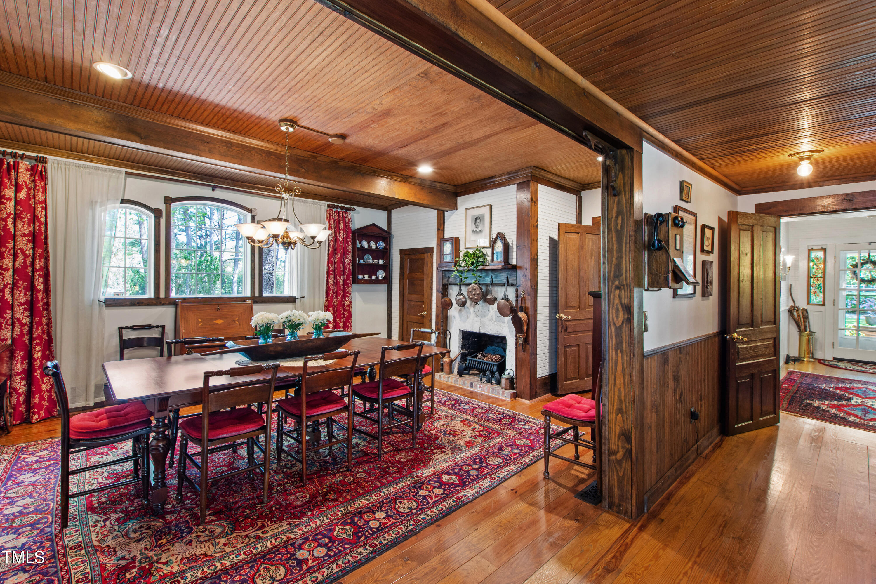 2451 Brick Mill Road Erwin, NC 28339 - Photo 10 of 101 Elegant Dining Space