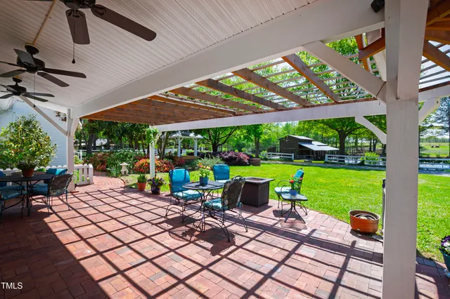 front view of house with a yard