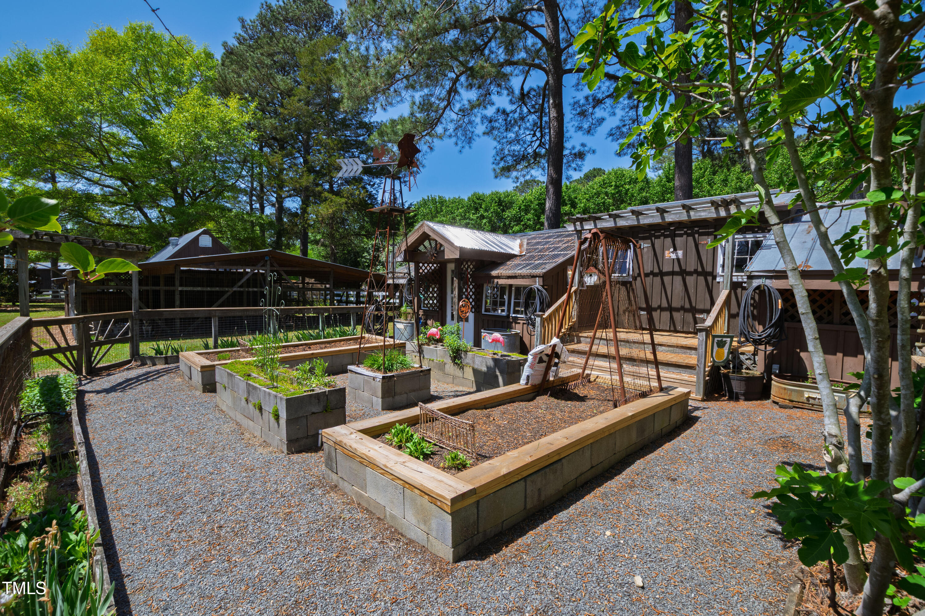 2451 Brick Mill Road Erwin, NC 28339 - Photo 68 of 101 Raised Gardens