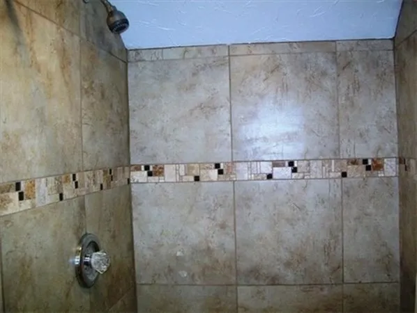 $1,795 | 3 Collins Street, Westfield, MA 01085