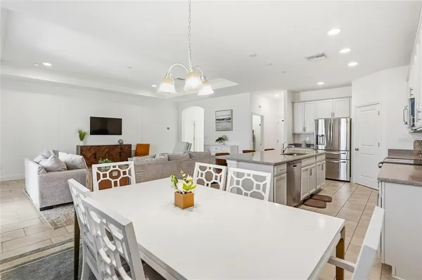 $529,900 | 109 Azul Drive, Seffner, FL 33584