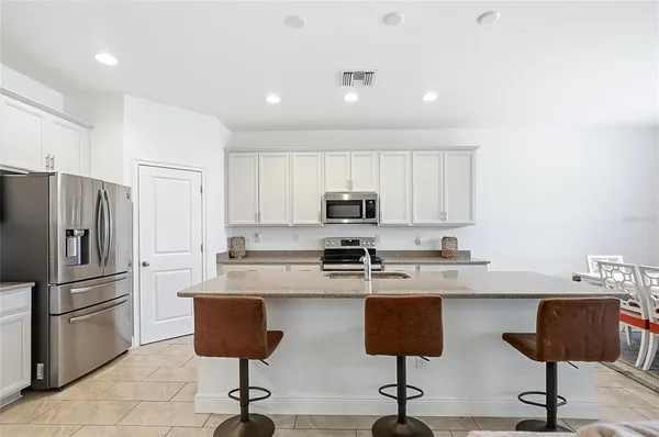 $529,900 | 109 Azul Drive, Seffner, FL 33584