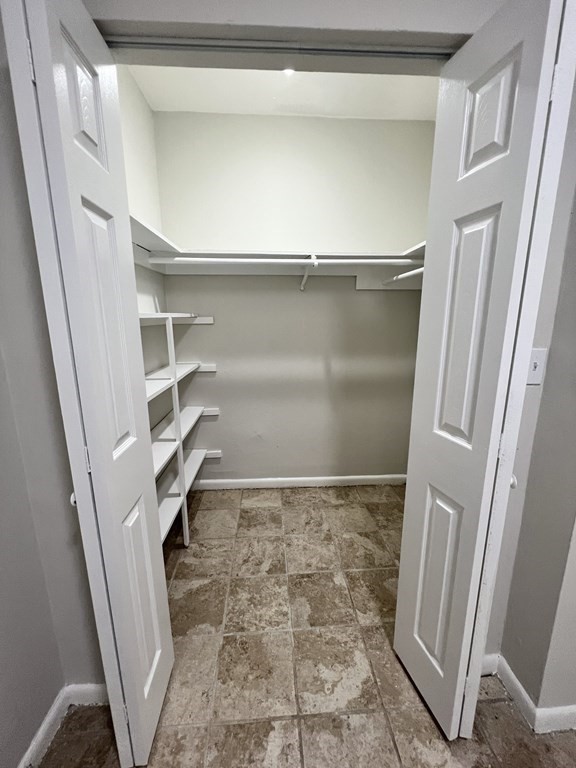 5 Beaver Park Road, Unit 1 Framingham, MA 01702 - Photo 3 of 4