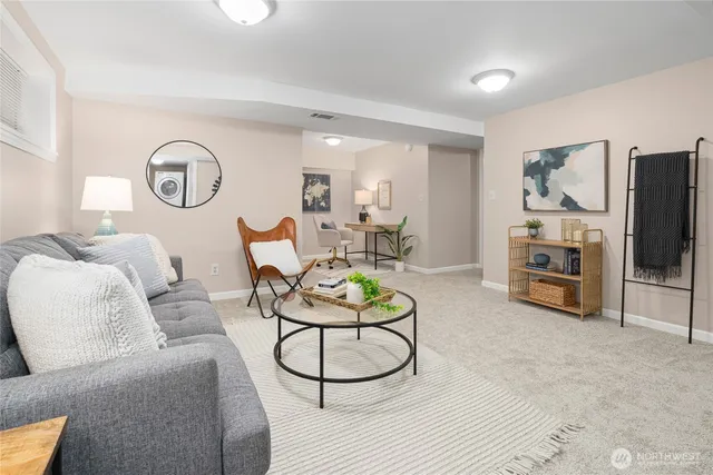 $725,000 | 14528 Ashworth Avenue North, Shoreline, WA 98133