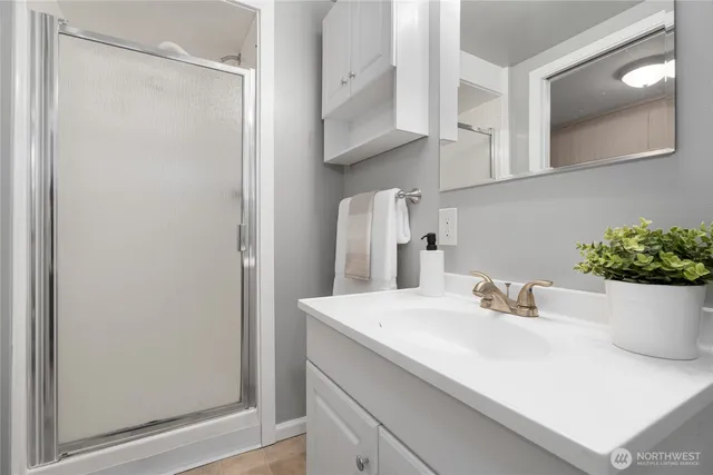 $725,000 | 14528 Ashworth Avenue North, Shoreline, WA 98133