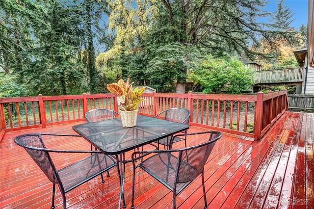 $725,000 | 14528 Ashworth Avenue North, Shoreline, WA 98133