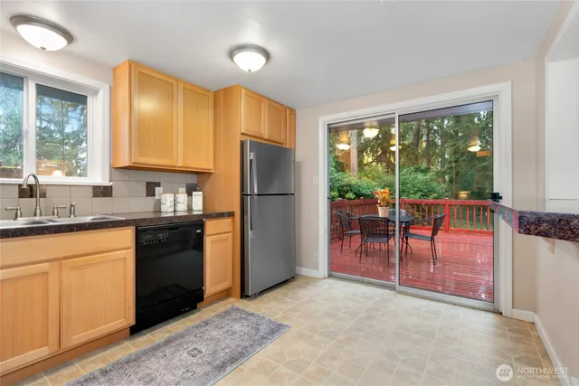 $725,000 | 14528 Ashworth Avenue North, Shoreline, WA 98133