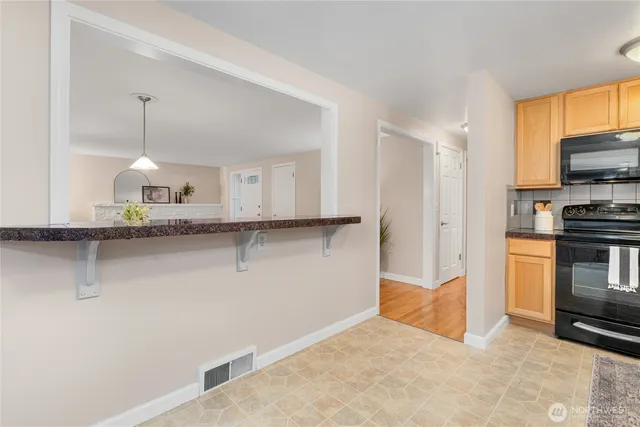 $725,000 | 14528 Ashworth Avenue North, Shoreline, WA 98133