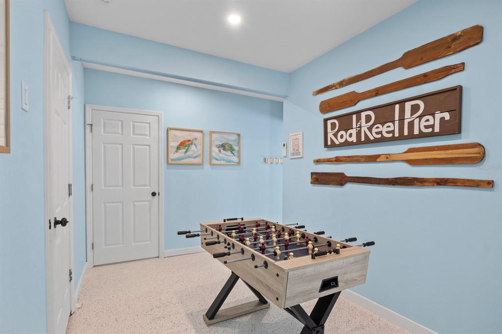 811 Jacaranda Road Anna Maria, FL 34216 - Photo 34 of 49 Gallery Image 34