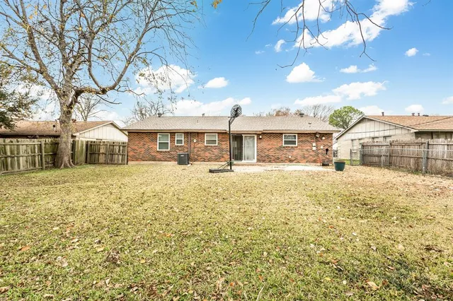 $1,990 | 3532 Antilles Drive, Mesquite, TX 75150