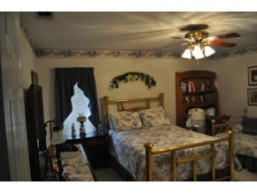 191 Ridgefield Road Southwest Wise, VA 24293 - Photo 8 of 10 Another Bedroom