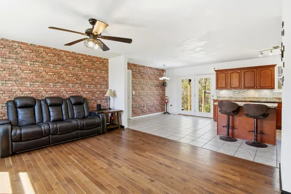 $325,000 | 1007 Pinewood Court, Ashland City, TN 37015