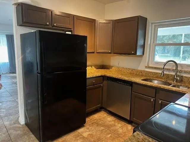 $2,500 | 156 Pinecrest Drive, Sanford, FL 32773