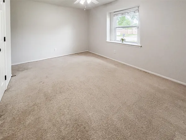 $330,000 | 3123 Lazy Spring Drive, Houston, TX 77080