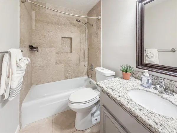 $330,000 | 3123 Lazy Spring Drive, Houston, TX 77080
